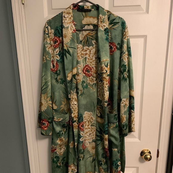 2018 collection Zara Kimono (medium) - Picture 2 of 7